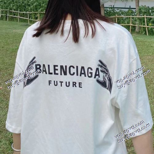 【人気ブログ掲載】 2021春夏 バレンシアガ BALENCIAGA バレンシアガコピー 芸能人に愛用者続出 半袖Tシャツ 2色可選
