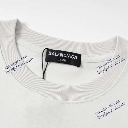 2021主役になる存在感 半袖Tシャツ BALENCIAGA バレンシアガコピー ブランド  春夏に最も需要のある 3色可選