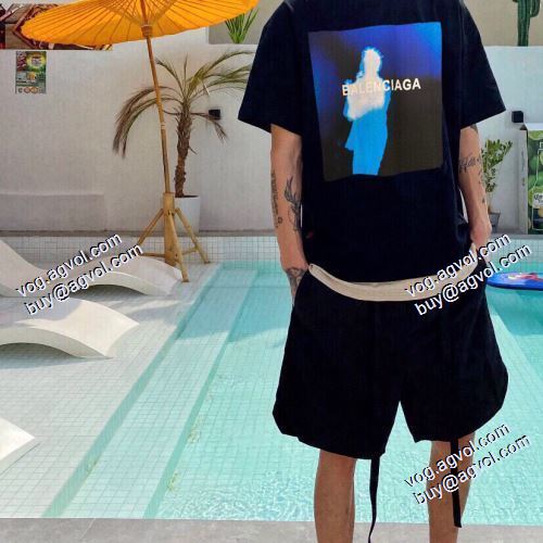 大人キレイに仕立てる 2021春夏 バレンシアガ BALENCIAGA バレンシアガスーパーコピー 激安 半袖Tシャツ 抜群な楽チン感ある大定番