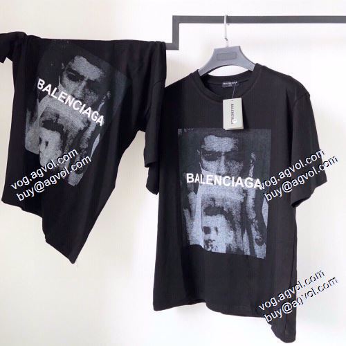 海外セレブ定番愛用 2021春夏 バレンシアガ BALENCIAGA 半袖Tシャツ バレンシアガ偽物ブランド セレブ愛用の超人気商品