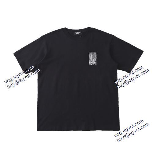 個性的なデザイン 2021春夏 半袖Tシャツ 3色可選 バレンシアガ BALENCIAGAスーパーコピー 機能性も備えたアイテム