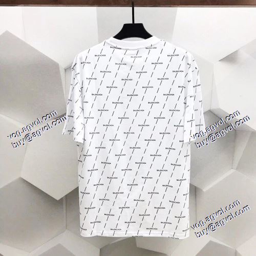 大注目！2021春夏 バレンシアガ BALENCIAGAスーパーコピー 激安 完成度の高い逸品 半袖Tシャツ 2色可選