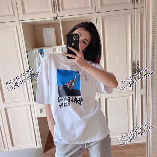 入手困難！2021春夏 バレンシアガ BALENCIAGA BALENCIAGAスーパーコピー 人目を惹くデザイン 半袖Tシャツ 2色可選