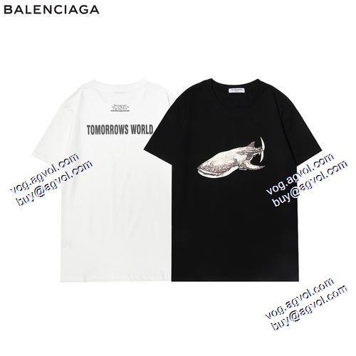 2021春夏 高級感ある バレンシアガ BALENCIAGAブランドコピー  半袖Tシャツ 2色可選 秋のお出かけに最適