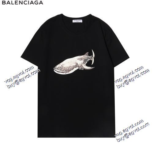 2021春夏 高級感ある バレンシアガ BALENCIAGAブランドコピー  半袖Tシャツ 2色可選 秋のお出かけに最適