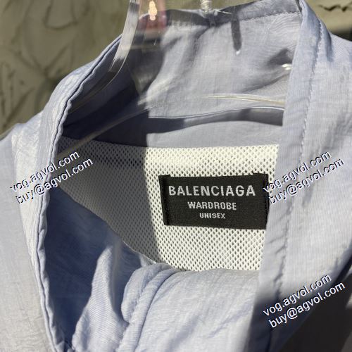 完成度の高い逸品 バレンシアガコピー 2021春夏 バレンシアガ BALENCIAGA 2021 OneSizeTracksuit 2色可選 ブランド 著名人の着用