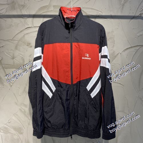 2021春夏 高級感漂わせる バレンシアガ BALENCIAGA 2021 OneSizeTracksuit 2色可選 バレンシアガブランド 偽物 通販