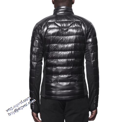 軽量ダウンジャケット 防湿性に優れ カナダグーススーパーコピー 激安 2021秋冬 カナダグース Canada Goose 希少価値大！
