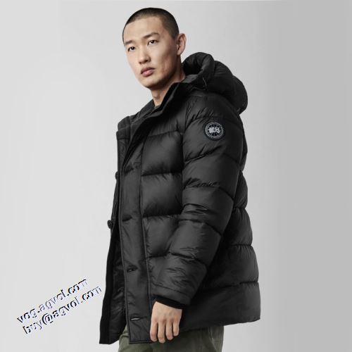 カナダグース Canada Goose 2021秋冬 カナダグースコピーブランド 人気ブランド 3色可選 メンズ ダウンジャケット ふわふわな感触 フードづき