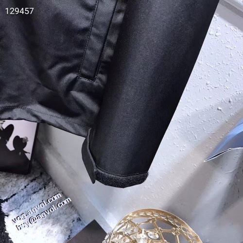 2021秋冬 カナダグース Canada Goose カナダグースブランド コピー 落ち着いた質感 ジャケット 防風効果いい ポケット付