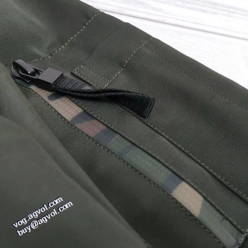 ジャケット 着心地抜群 カナダグース Canada Goose 2021秋冬 カナダグースブランドコピー フード付きコート ポケット付