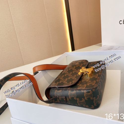セリーヌブランドコピー 2021秋冬 セリーヌ CELINE  バランスのいい大きさ 斜め掛けバッグ ショートパンツ 確定となる上品