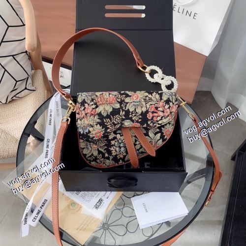 2021秋冬 セリーヌ CELINE セリーヌブランド 偽物 通販 圧倒的な高級感 斜め掛けバッグ 4色可選 スーツにぴったり