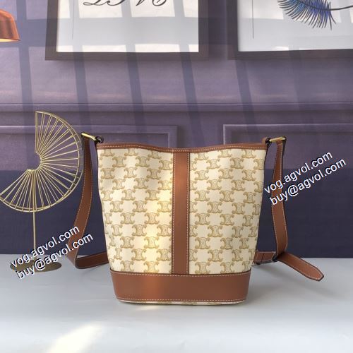 2021秋冬 セリーヌスーパーコピー 今話題の最新作 セリーヌ CELINE ショルダーバッグ 活躍のバッグ 収納力最高