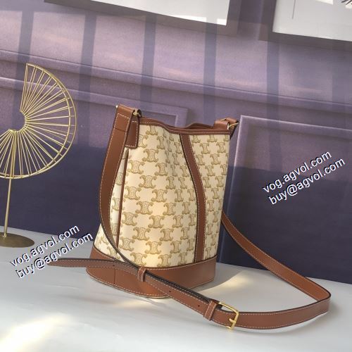 2021秋冬 セリーヌスーパーコピー 今話題の最新作 セリーヌ CELINE ショルダーバッグ 活躍のバッグ 収納力最高