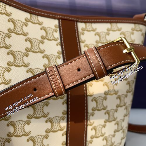 2021秋冬 セリーヌスーパーコピー 今話題の最新作 セリーヌ CELINE ショルダーバッグ 活躍のバッグ 収納力最高