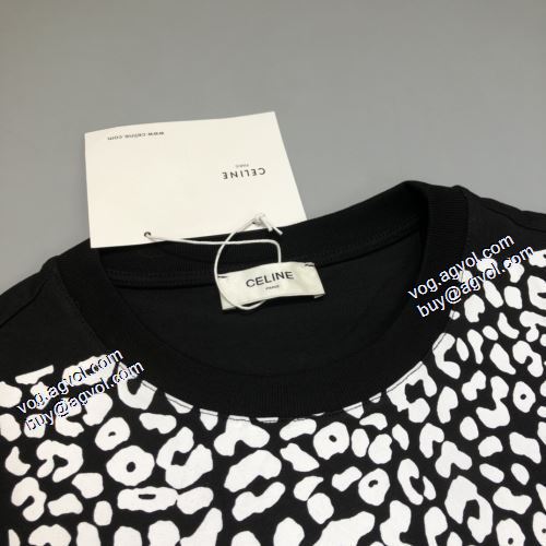 セリーヌブランドスーパーコピー 個性的なデザ 2021秋冬 セリーヌ CELINE 2色可選 半袖Tシャツ シンプル