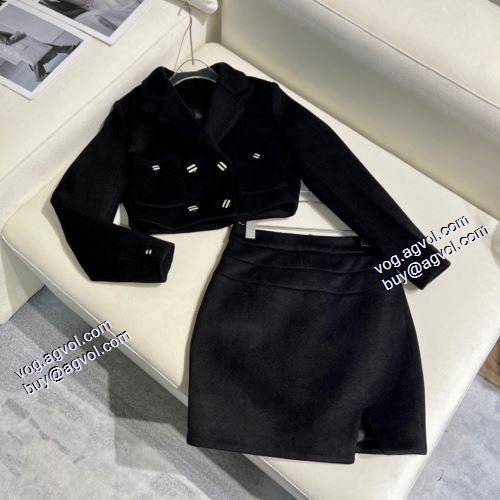 セリーヌスーパーコピー 激安 2021秋冬 セリーヌ CELINE コスパ最高のプライス セットアップ上下 派手