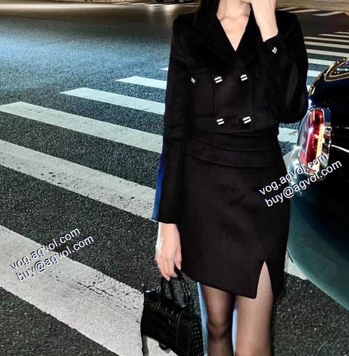 セリーヌスーパーコピー 激安 2021秋冬 セリーヌ CELINE コスパ最高のプライス セットアップ上下 派手
