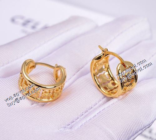 フック ピアス 2021 セリーヌ CELINE 極上の着心地 セリーヌブランドスーパーコピー ペア ピアス