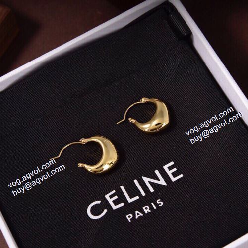 イヤリング フック ピアス 2021 セリーヌ CELINE 上品な輝きを放つ形 セリーヌブランド コピー ハートピアス