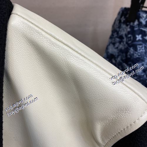 人気販売中 2021秋冬 セリーヌ CELINE ジャケット 適度な厚み セリーヌスーパーコピー