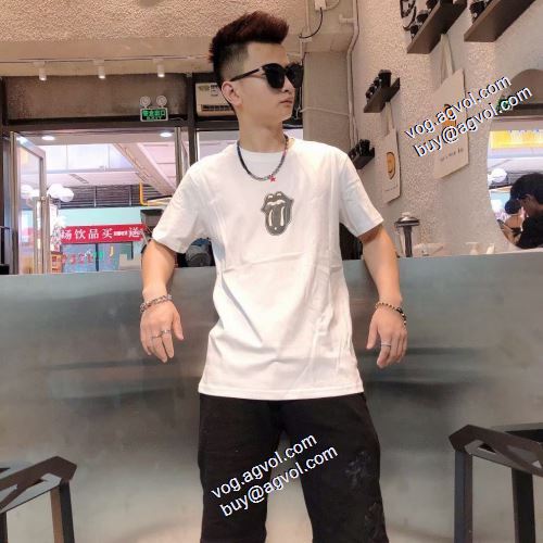 クロムハーツスーパーコピー Tシャツ プリント カッコいい印象を付ける 2021春夏 クロムハーツ CHROME HEARTS 2色可選 セール中