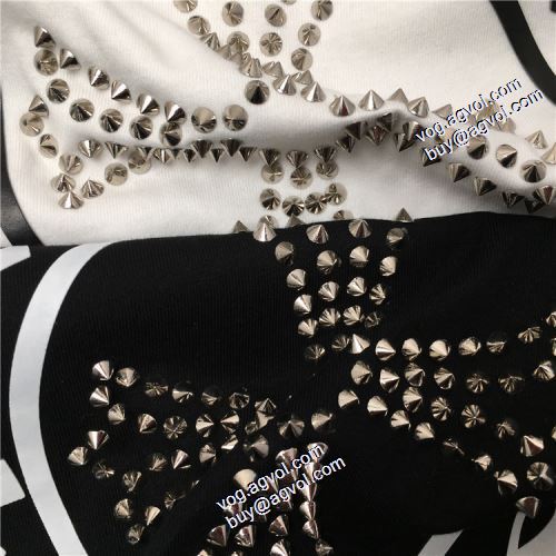 2色可選 上品な輝きを放つ形 男女兼用 2021春夏 クロムハーツ CHROME HEARTS Tシャツ レジャー 流行に関係なく長年愛用できる クロムハーツブランド コピー
