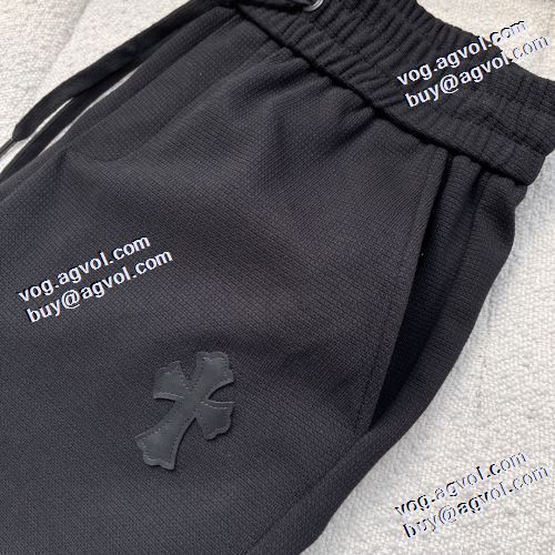 クロムハーツブランドスーパーコピー 2021秋冬 程よい色落ち感 クロムハーツ CHROME HEARTS チノパン お洒落な存在感