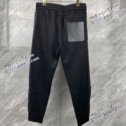 クロムハーツブランドスーパーコピー 2021秋冬 クロムハーツ CHROME HEARTS どんなシーンにもピッタリ スエットパンツ 個性的なデザイン