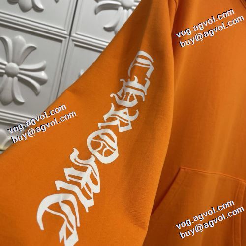 クロムハーツブランドコピー 人気激売れ 2021秋冬 クロムハーツ CHROME HEARTS パーカー 程よい厚み 秋の定番