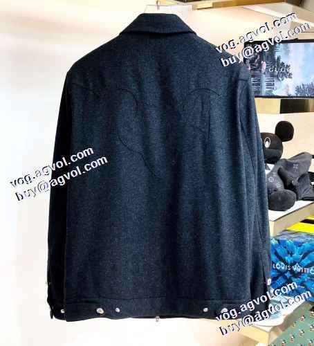 2021秋冬 クロムハーツブランド コピー SALE開催 楽に着用出来る ハーフコート ブルゾン クロムハーツ CHROME HEARTS