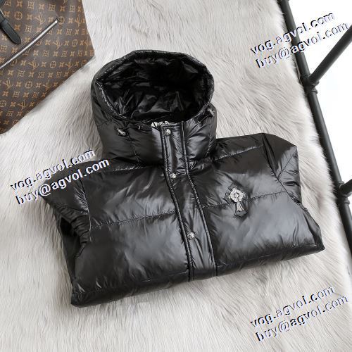 2021秋冬 クロムハーツスーパーコピー メンズ ダウンジャケット クロムハーツ CHROME HEARTS 日本未入荷モデル 肌寒い季節に欠かせない 汚れしにくい