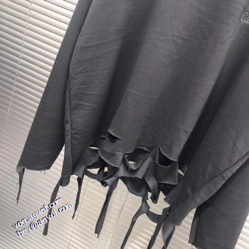 2021秋冬 変わらない人気を誇る パーカー クロムハーツスーパーコピー プリント柄 クロムハーツ CHROME HEARTS おしゃれな装い