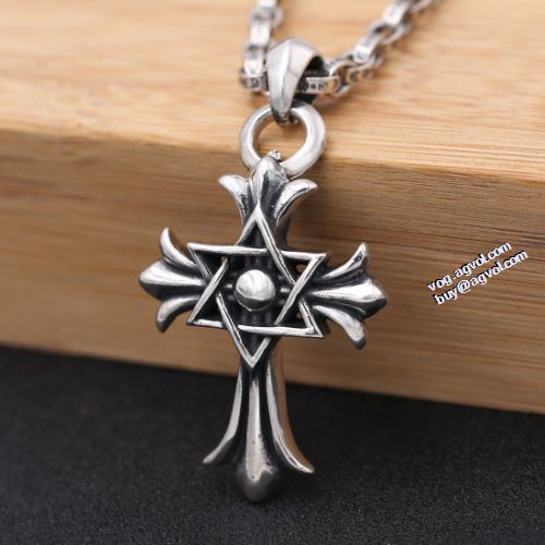 クロムハーツブランドスーパーコピー 2021 クロムハーツ CHROME HEARTS シルバー925 ペンダントトップ 極上の着心地 個性的 クロス