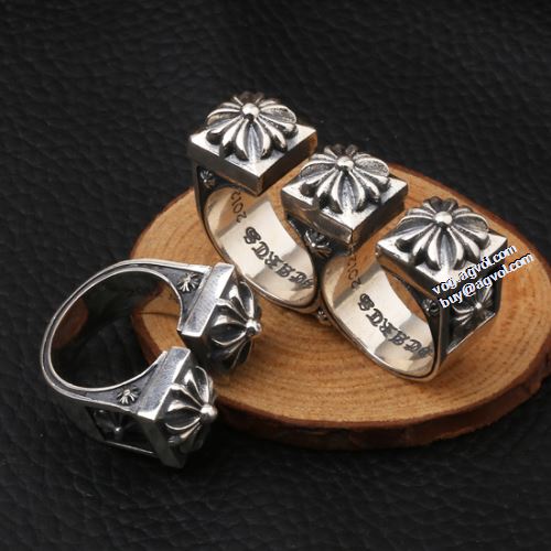 繊細な細工 2021 クロムハーツ CHROME HEARTS リング クロムハーツブランド 偽物 通販 おしゃれに絶大な人気の シルバーリング