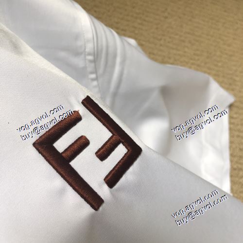 人気ブランド 2色可選 フェンディコピーブランド 2021春夏 フェンディ FENDI 半袖シャツ 今からの季節にピッタリ！
