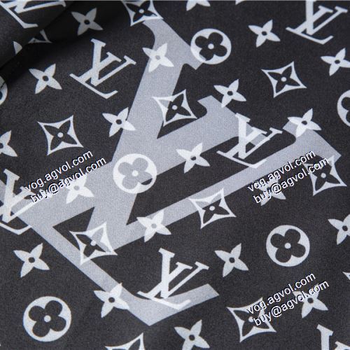 LOUIS VUITTONブランド コピー 大注目！2021春夏 ルイ ヴィトン LOUIS VUITTON 長袖シャツ  人気ブランド