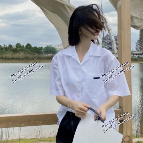 半袖シャツ Prada 21ss 個性的 プラダ PRADA プラダコピーブランド ファション性の高い ナイロン三角标半袖シャツ