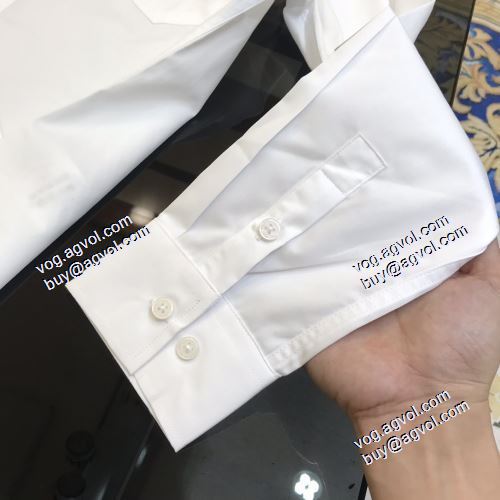 完売品！2021春夏 プラダ PRADA 長袖シャツ プラダコピー ファッション 人気 エジプシャンコットンポプリン シャツ