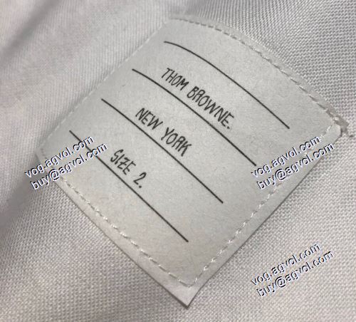 2021春夏 上品上質 トムブラウン THOM BROWNE 長袖シャツ トムブラウンスーパーコピー シックスタイルに活躍 中でも目を惹くのが