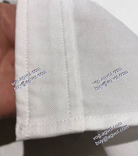 2021春夏 上品上質 トムブラウン THOM BROWNE 長袖シャツ トムブラウンスーパーコピー シックスタイルに活躍 中でも目を惹くのが