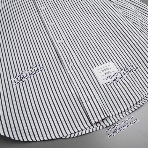 2021春夏 耐久性のある トムブラウン THOM BROWNE 長袖シャツ トムブラウンシャツコピー 品質保証