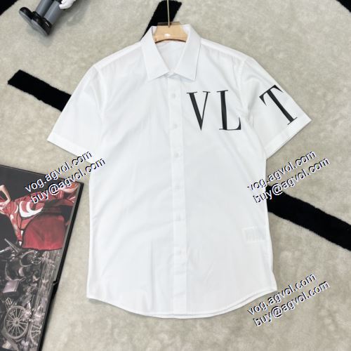 お洒落に魅せる 2021春夏 ヴァレンティノ VALENTINO 半袖シャツ ヴァレンティノコピー コーデ 知的なムードを演出