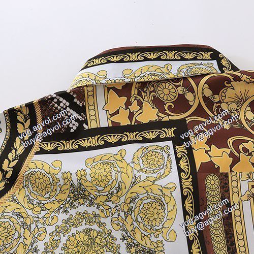 デザイン性の高い 2021春夏 ヴェルサーチVERSACE 長袖シャツ VERSACEスーパーコピー
