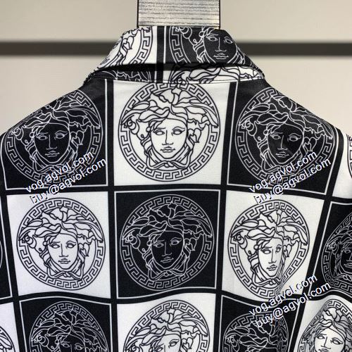 人気 ランキング ヴェルサーチVERSACE 2021春夏 長袖シャツ ヴェルサーチコピー 個性的でファッション的なプリントデザインで 細工が行き届いています