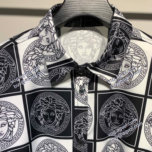 人気 ランキング ヴェルサーチVERSACE 2021春夏 長袖シャツ ヴェルサーチコピー 個性的でファッション的なプリントデザインで 細工が行き届いています