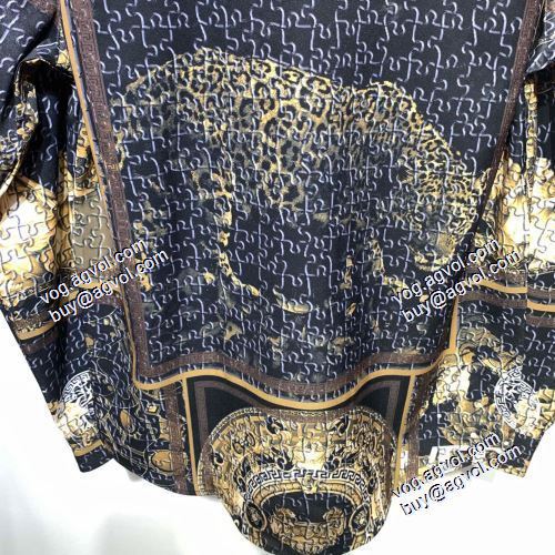 2021春夏 ヴェルサーチVERSACE 風合いが出る 長袖シャツ ヴェルサーチコピーブランド 洗練を十分に演出する