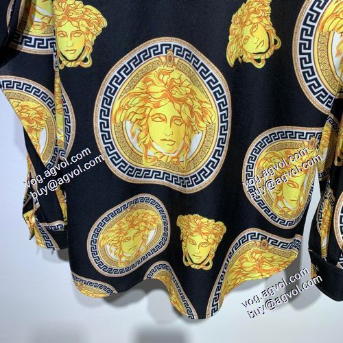 長く愛用できる 2021春夏 ヴェルサーチVERSACE 長袖シャツ ヴェルサーチ偽物ブランド 細工が細かい，品質保証