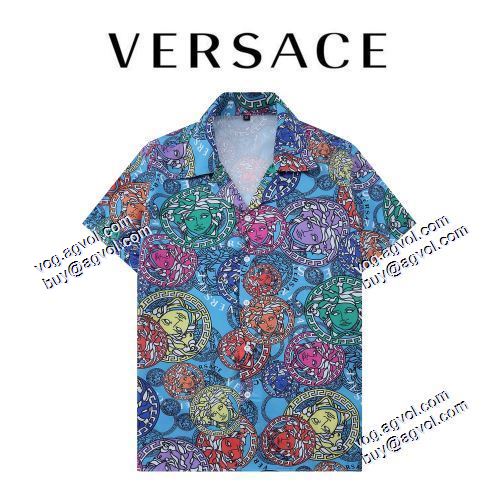 2021春夏 ヴェルサーチVERSACE 半袖シャツ ヴェルサーチブランドスーパーコピー 古典的な工芸は図案を作って、美しくてファッション的です
